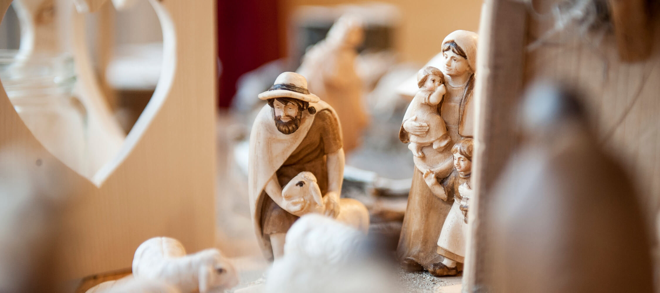 Italien-Trentino_Suedtirol_Alto_Adige_Merano_Meran_Produkte_Handwerk_Krippe_Weihnachten_IDM_Alex Filz_mgm01246idsd_2250x1000