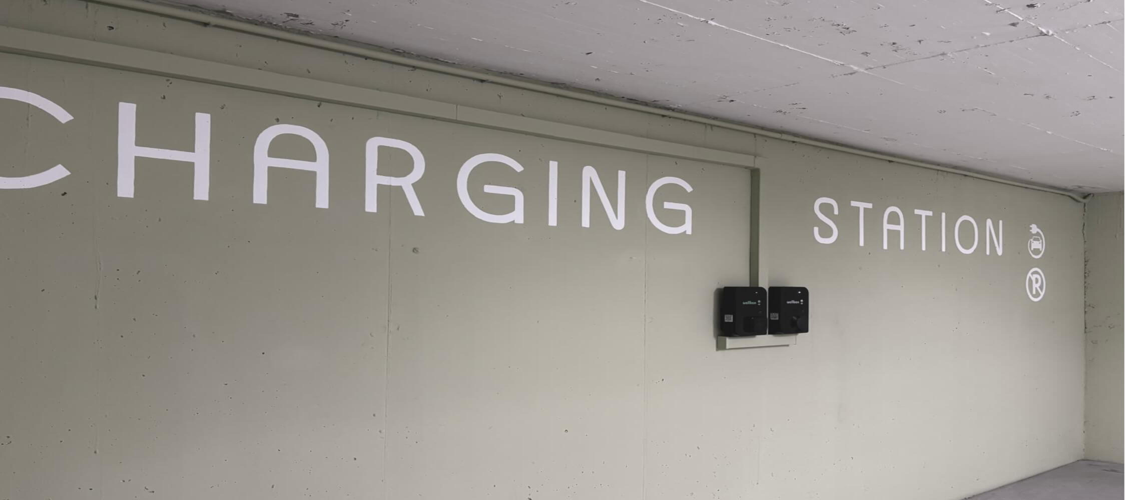 City_Hotel_Merano_Garage_Ladestation_Elektroauto_Parken_Wallbox_3