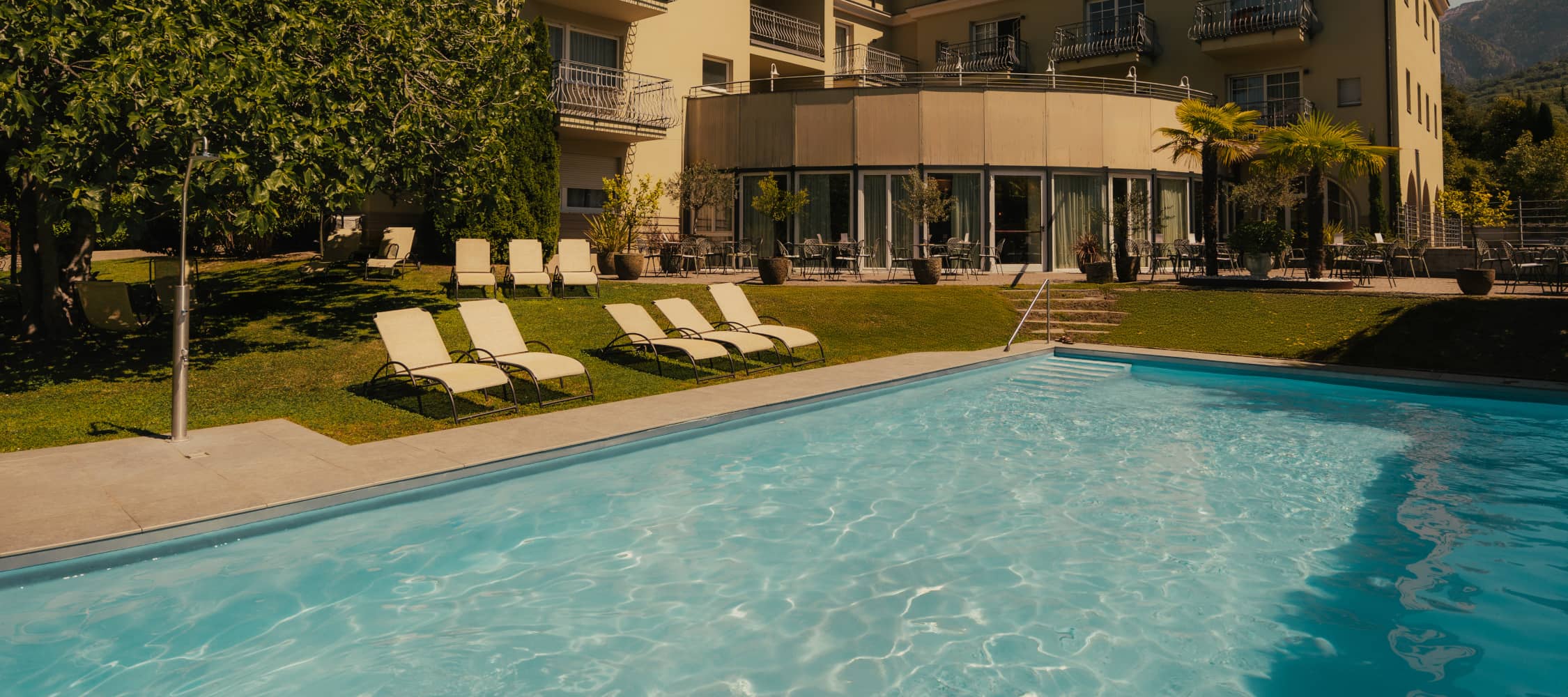 hotel-villa-laurus-26-05-22-upscale-22-benessere