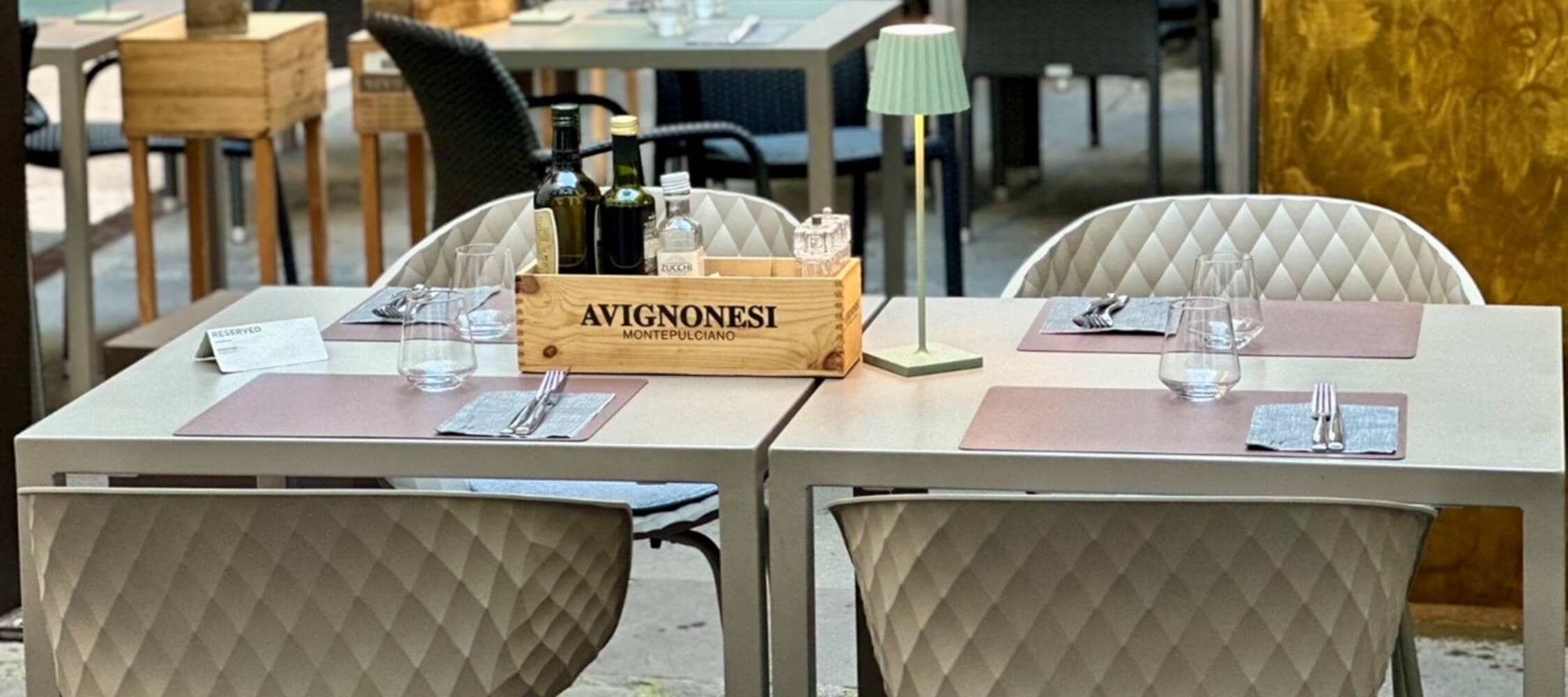 Hellwegers_Restaurant_Garten_1_2250x1000