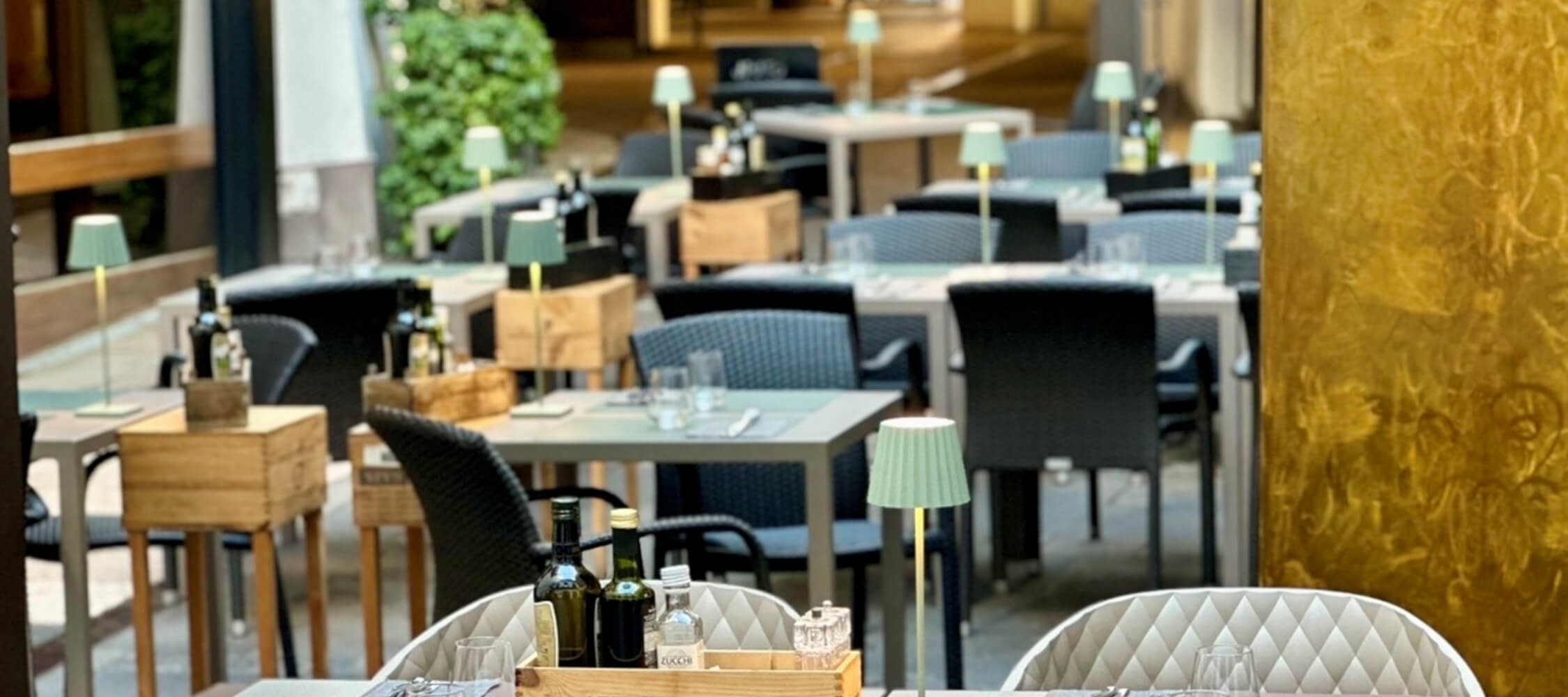 Hellwegers_Restaurant_Garten_2_2250x1000