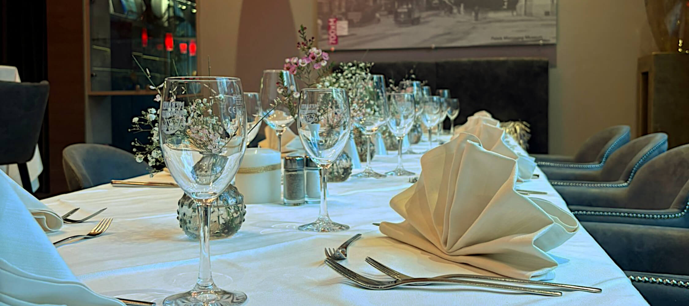 City_Hotel_Merano_Restaurant_City_Hotel_Merano_Restaurant_City_Event_RenataGardonyi-WA0017_2250x1000