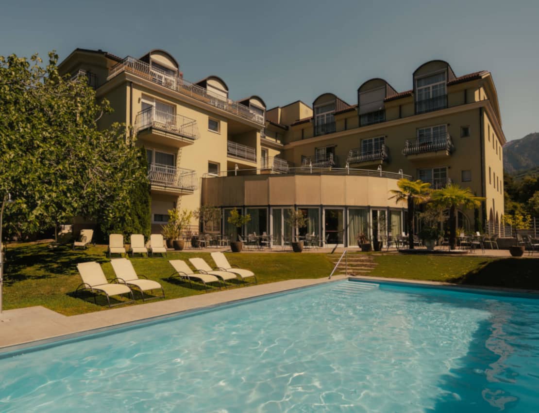 hotel-villa-laurus-26-05-22-upscale-22-1110x852